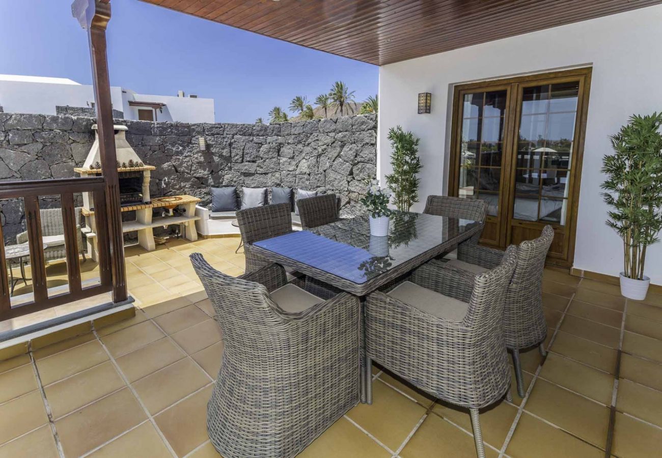 Villa en Playa Blanca - 122 - Villa Azure (LH122)