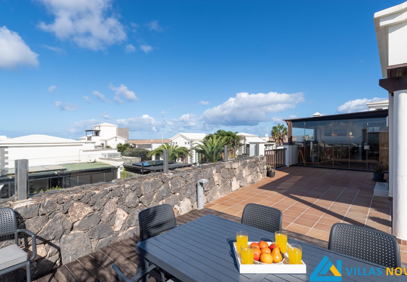 Villa en Playa Blanca - 204 - Casa Braeside (LH204)