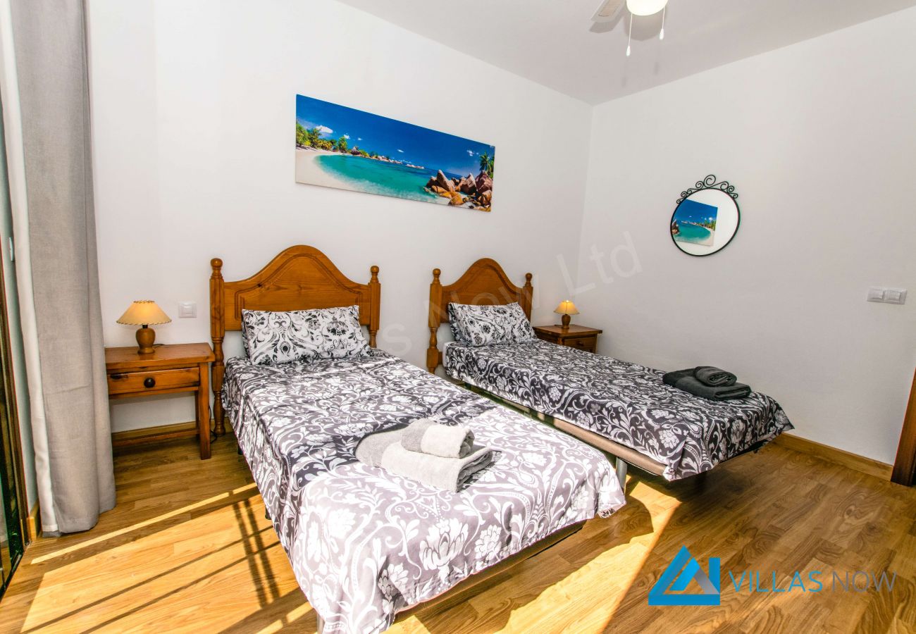 Villa Little Paradise - Twin Bedroom