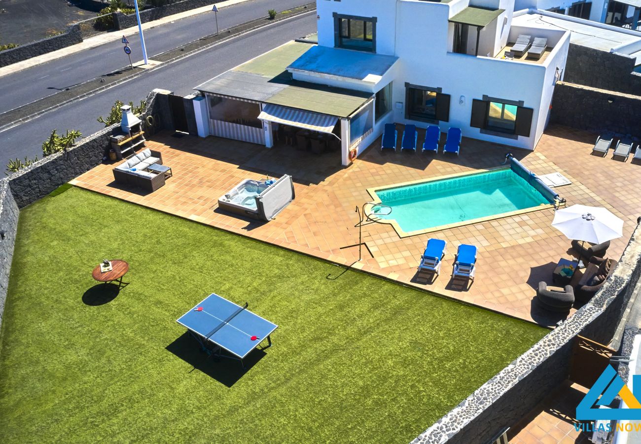 Villa en Playa Blanca - 227 - Casa Beluka (LH227)