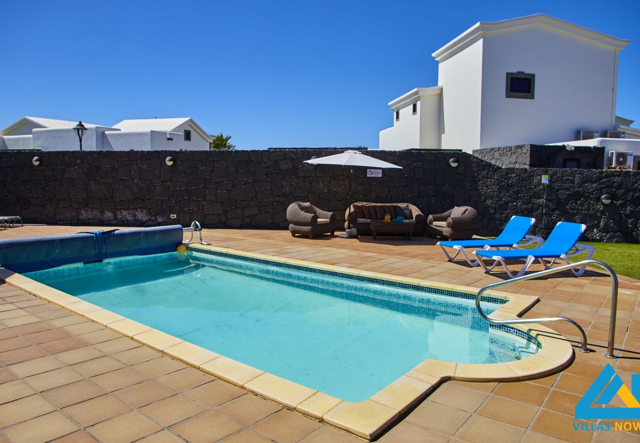 Villa en Playa Blanca - 227 - Casa Beluka (LH227)