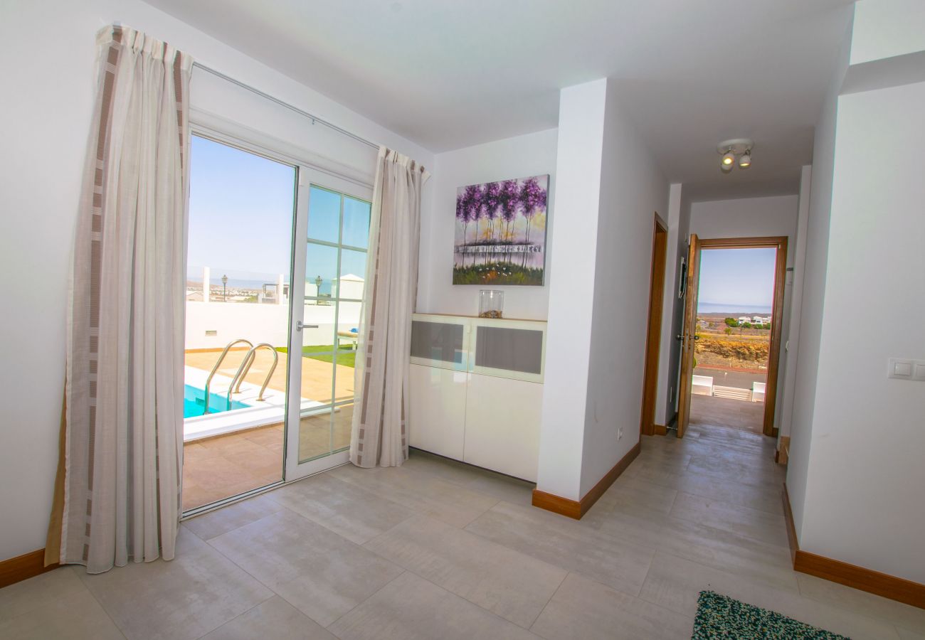 Villa en Playa Blanca - 228 - Casa Luca (LH228)