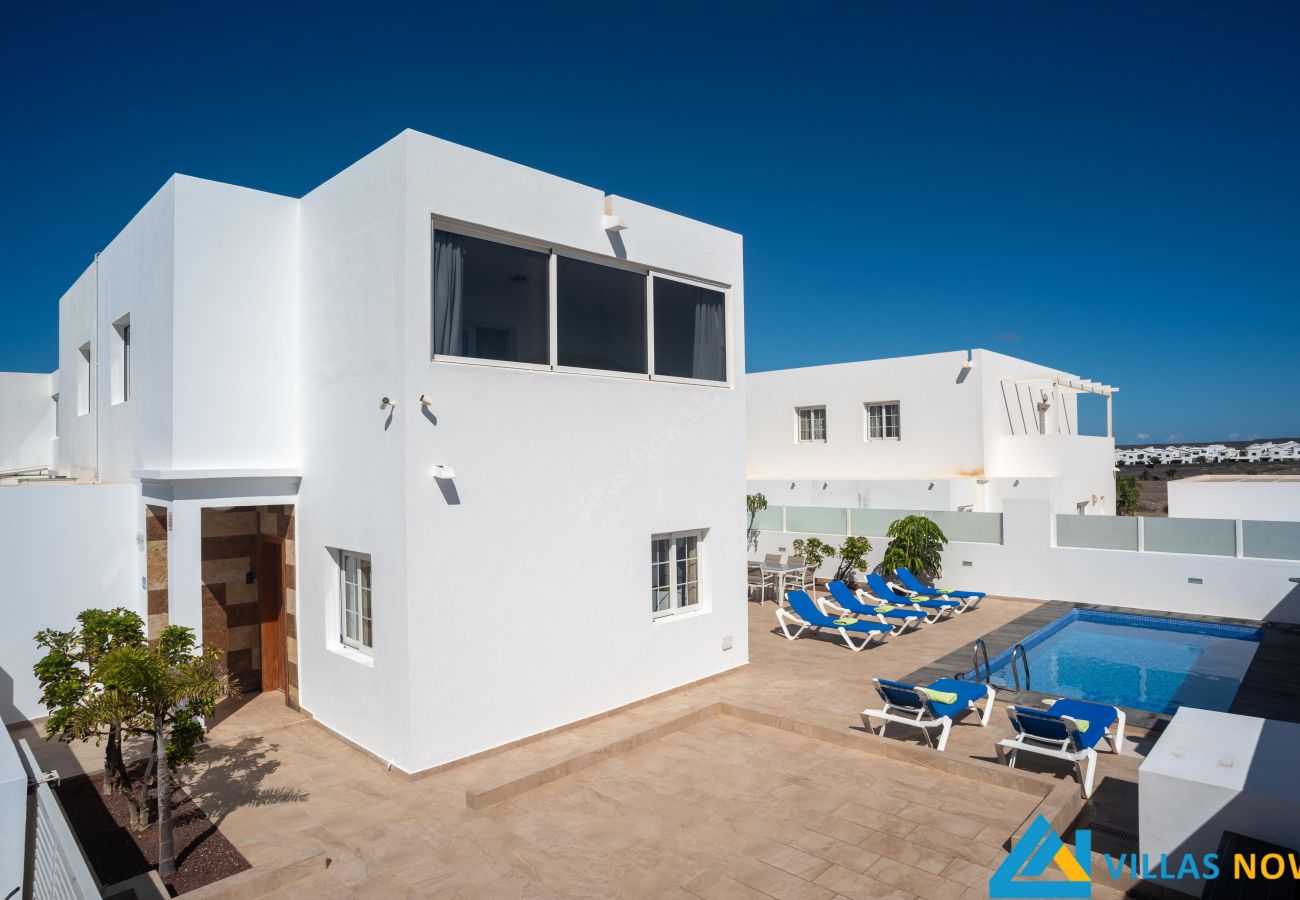 Villa en Playa Blanca - 233 - Villa Geny (LH233)