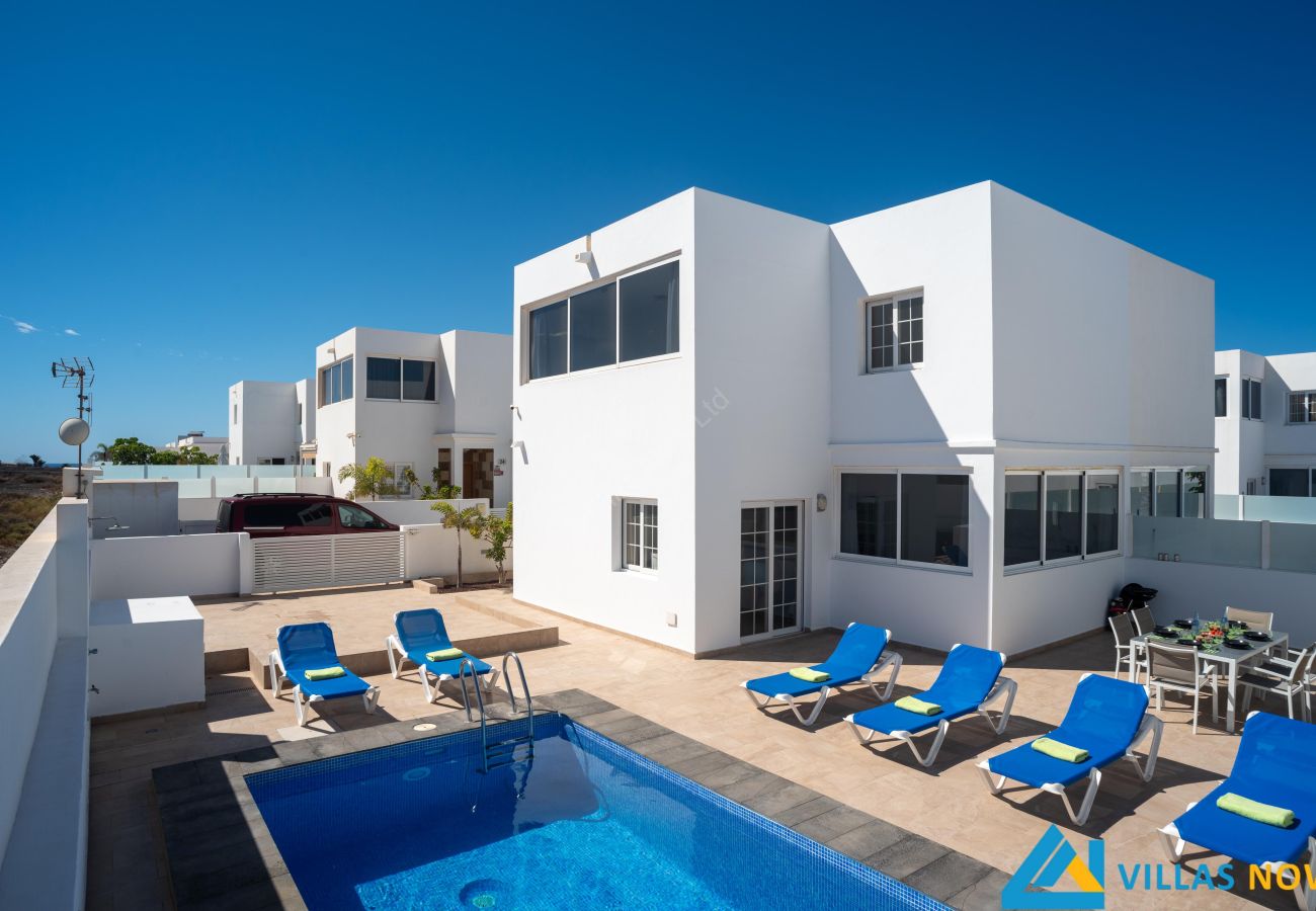 Villa en Playa Blanca - 233 - Villa Geny (LH233)