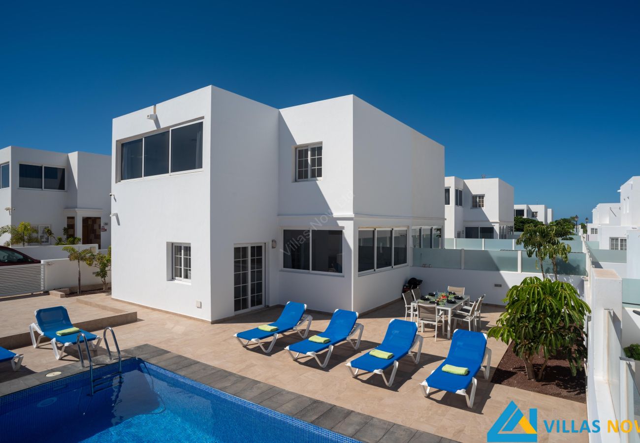 Villa en Playa Blanca - 233 - Villa Geny (LH233)