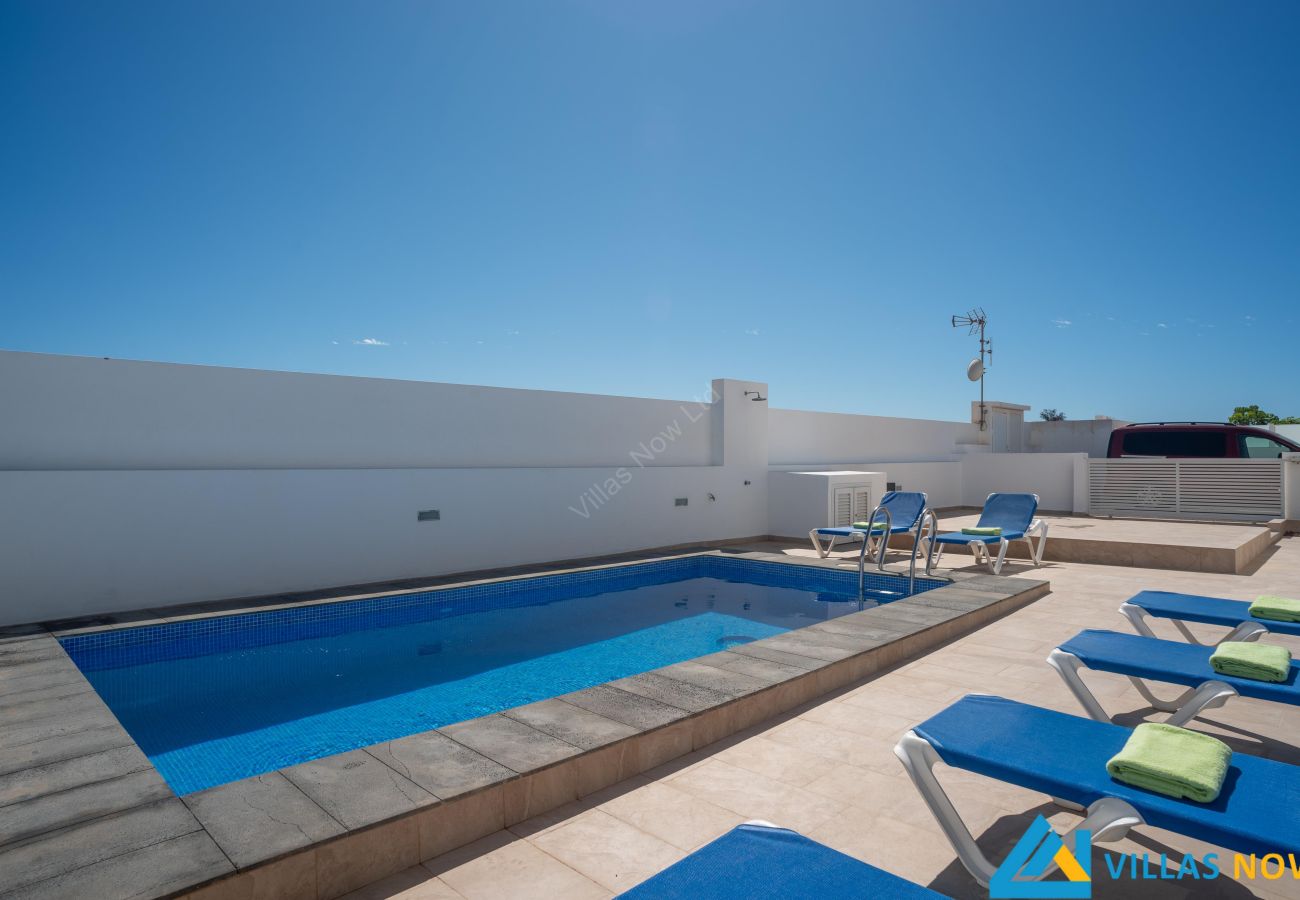 Villa en Playa Blanca - 233 - Villa Geny (LH233)