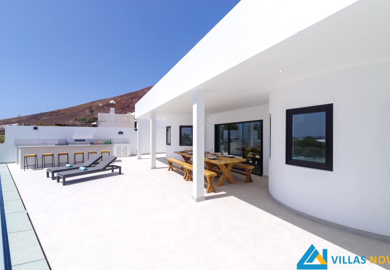 Villa en Playa Blanca - 236 - Casa Yasmine (LH236)