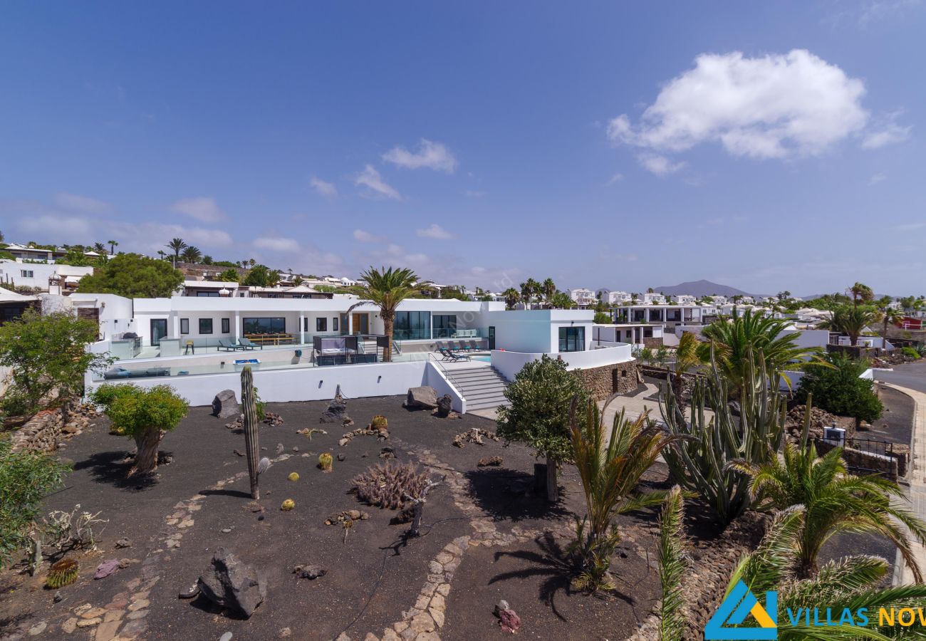 Villa en Playa Blanca - 236 - Casa Yasmine (LH236)