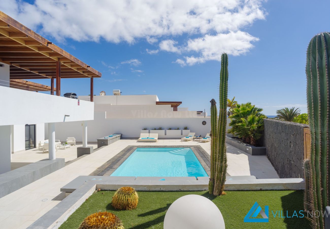 Villa à Puerto Calero - 232 - Vista Del Mar (LH232)