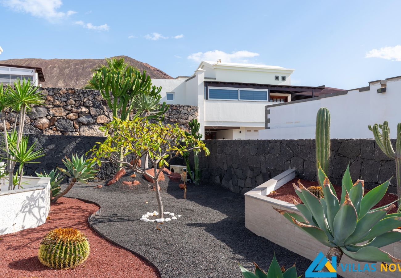 Villa in Playa Blanca - 144 - Casa Bonita (LH144)