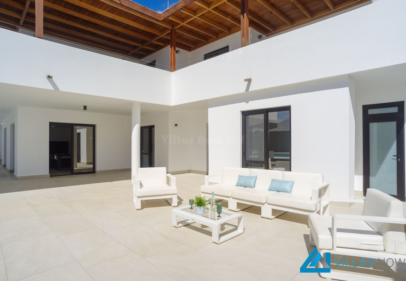 Villa Vista Del Mar - Puerto Calero - Upper & Lower Terrace