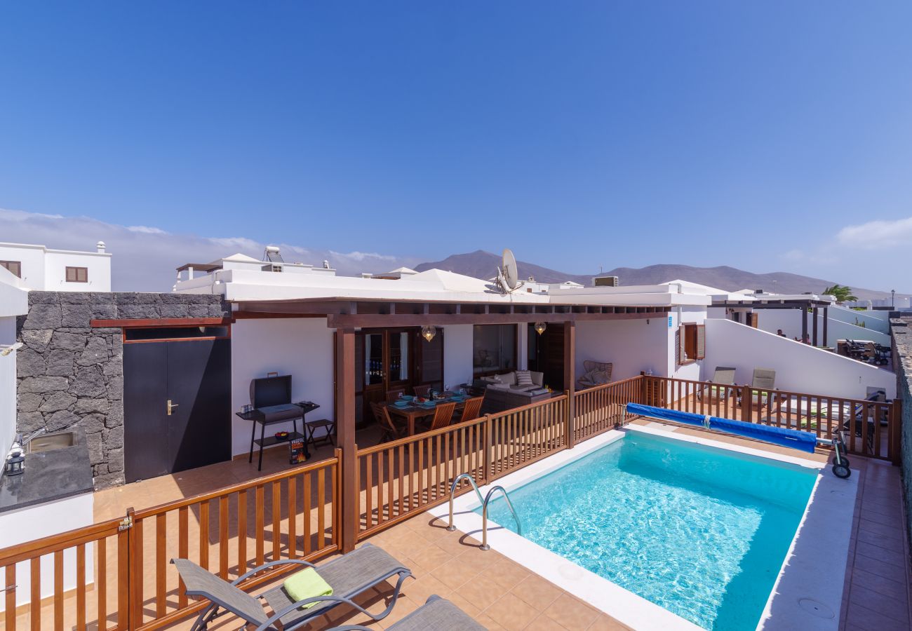 Casa Reinosa has 3 Bedrooms with A/C & Heated Pool 